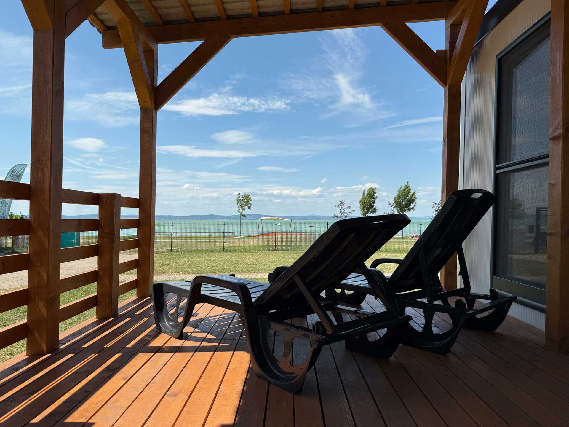 urlaub-am-balaton-siófok-aranypart-klimaanlage-terrasse-beach-house-plattenseeufer Urlaub am Balaton Siófok Aranypart Beach House Apartment