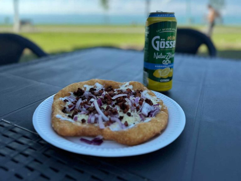 Golden Lake Büfé Aranypart Camping & Apartments Siófok szabadstrand