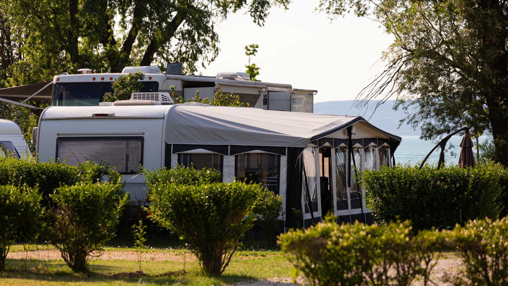 ‘Comfort’ caravan plot – Aranypart Camping, Balaton, Siófok