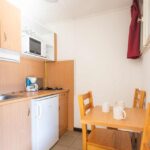 mobilház mobil ház Aranypart Camping Siófok Carmen apartman konyha