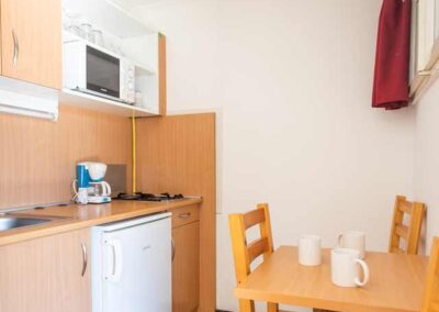 mobilház mobil ház Aranypart Camping Siófok Carmen apartman konyha