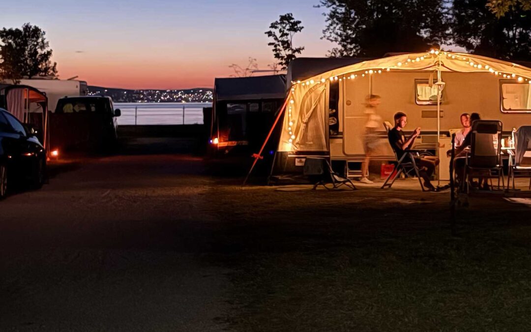 őszi kempingezés Balaton part Aranypart Camping & Apartments Siófok