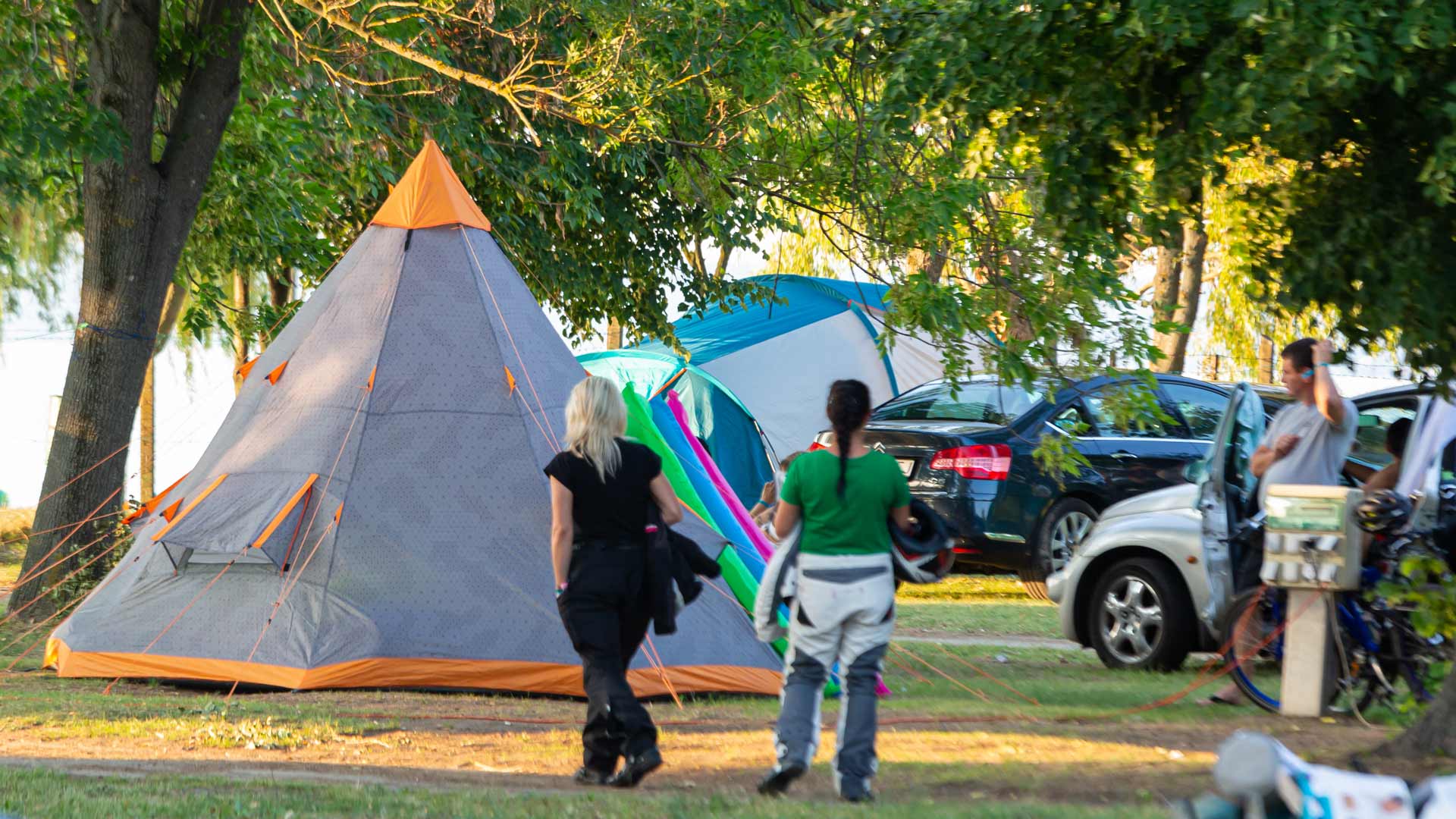 Zelt - Aranypart Camping Balaton Siófok